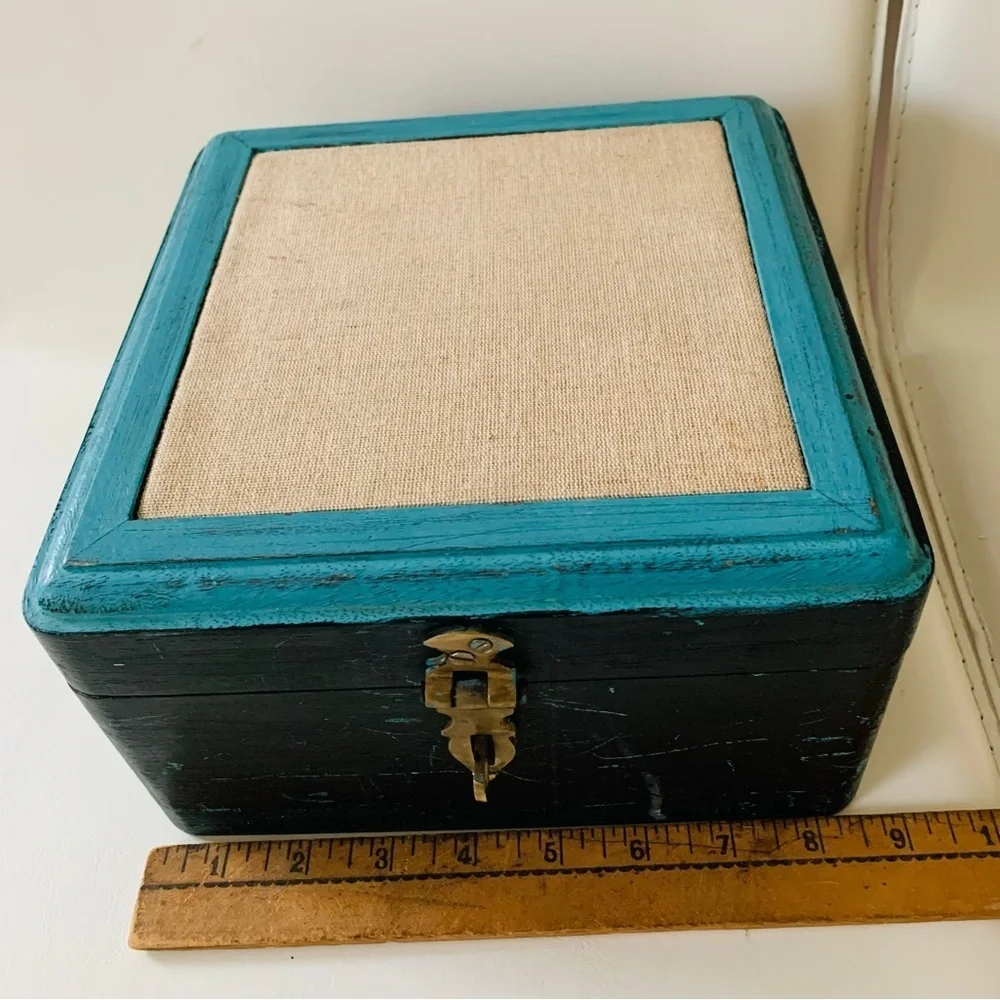 Wooden box